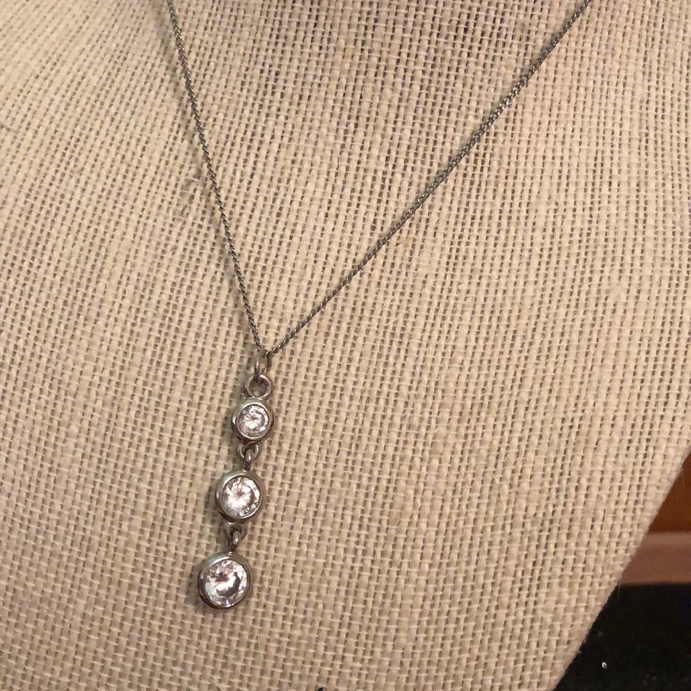 Silver 3 Stoned Pendant Necklace